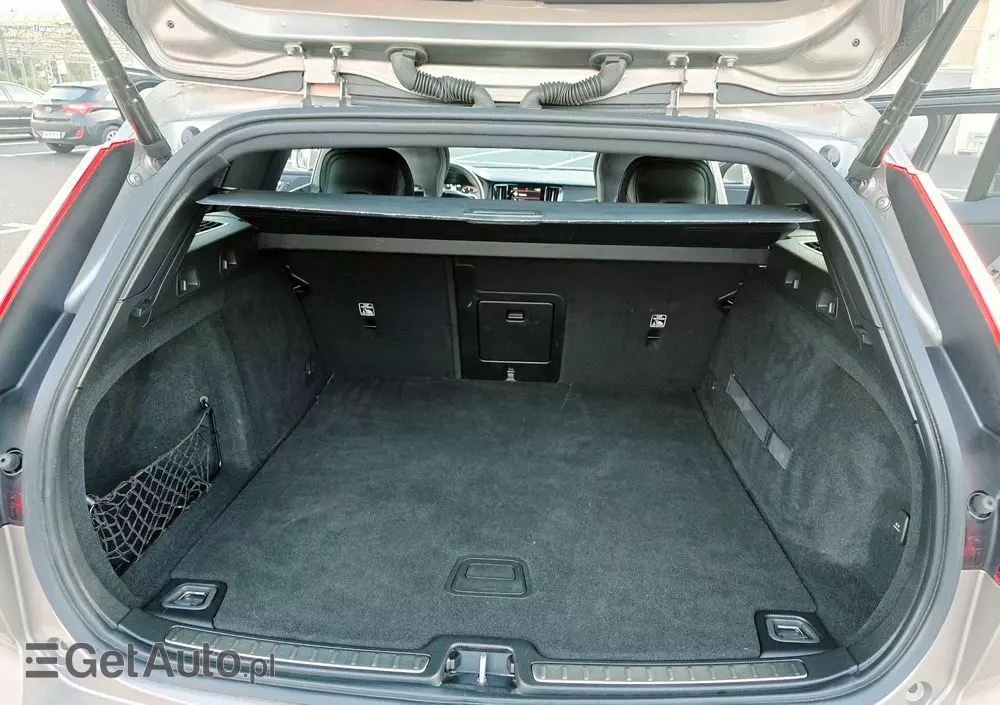 VOLVO V60 D3 Momentum Pro