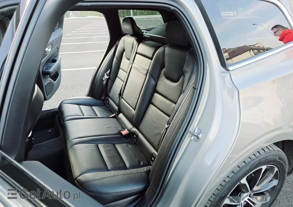 VOLVO V60 D3 Momentum Pro