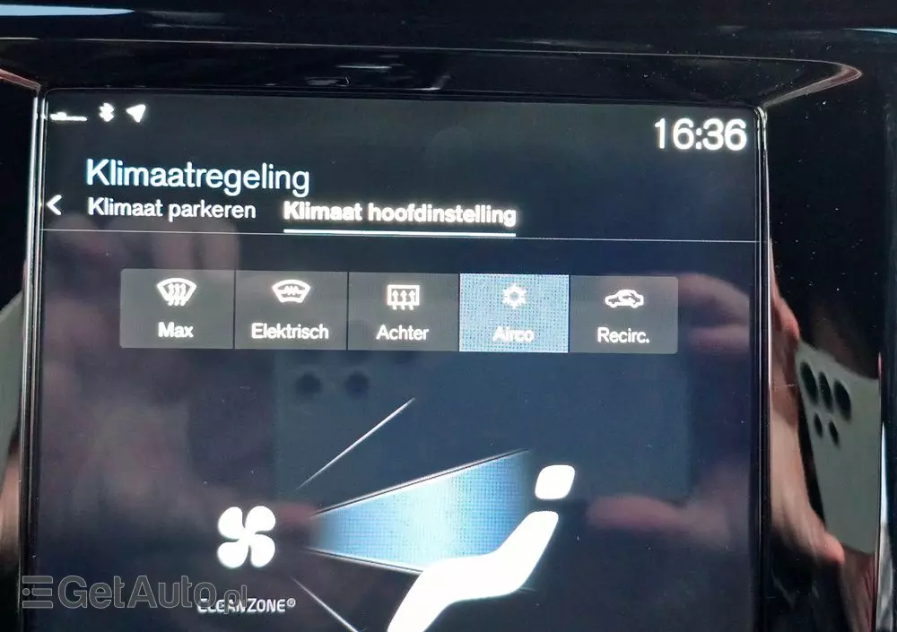 VOLVO V60 D3 Momentum Pro