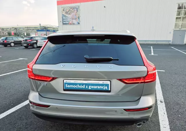 VOLVO V60 D3 Momentum Pro