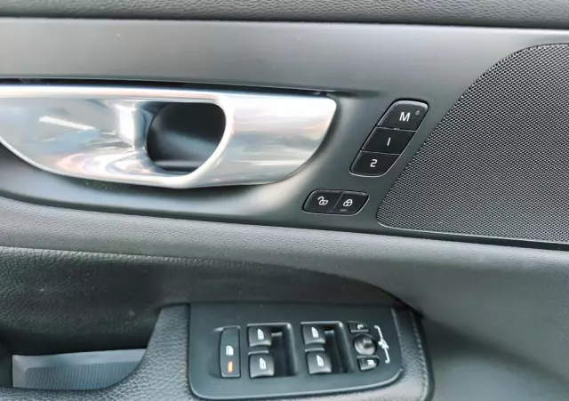 VOLVO V60 D3 Momentum Pro