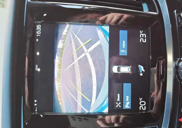 VOLVO V60 D3 Momentum Pro