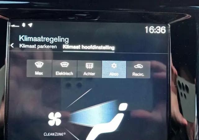 VOLVO V60 D3 Momentum Pro