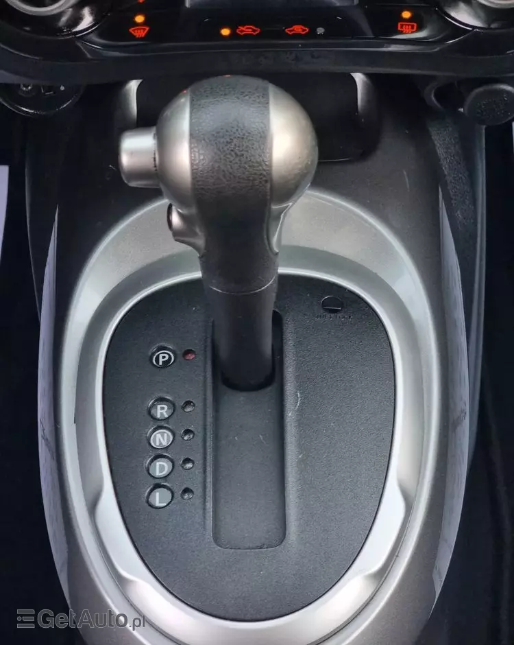 NISSAN Juke 1.6 Tekna (lea) Xtronic EU6