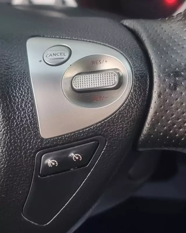 NISSAN Juke 1.6 Tekna (lea) Xtronic EU6