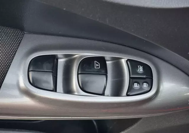 NISSAN Juke 1.6 Tekna (lea) Xtronic EU6