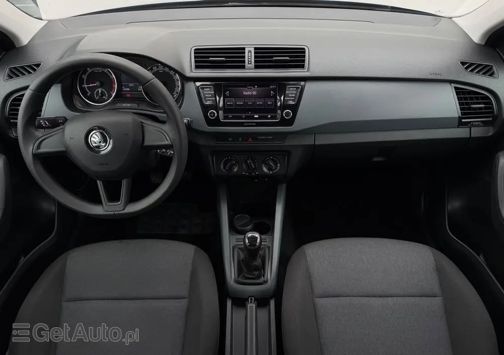 SKODA Fabia 1.0 Active
