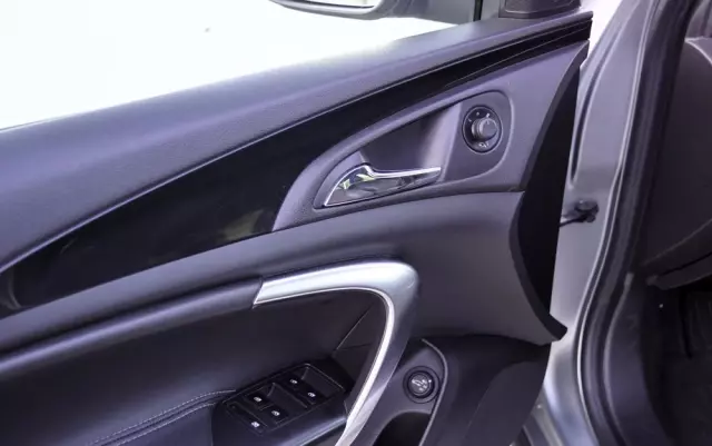 OPEL Insignia 2.0 CDTI Active