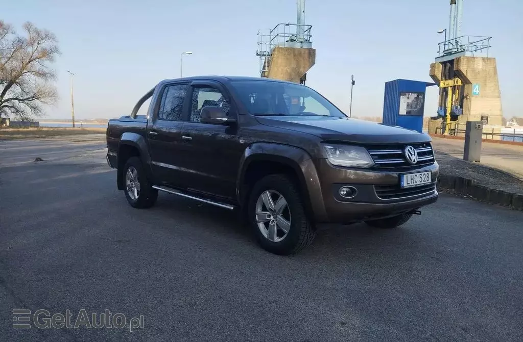 VOLKSWAGEN Amarok 