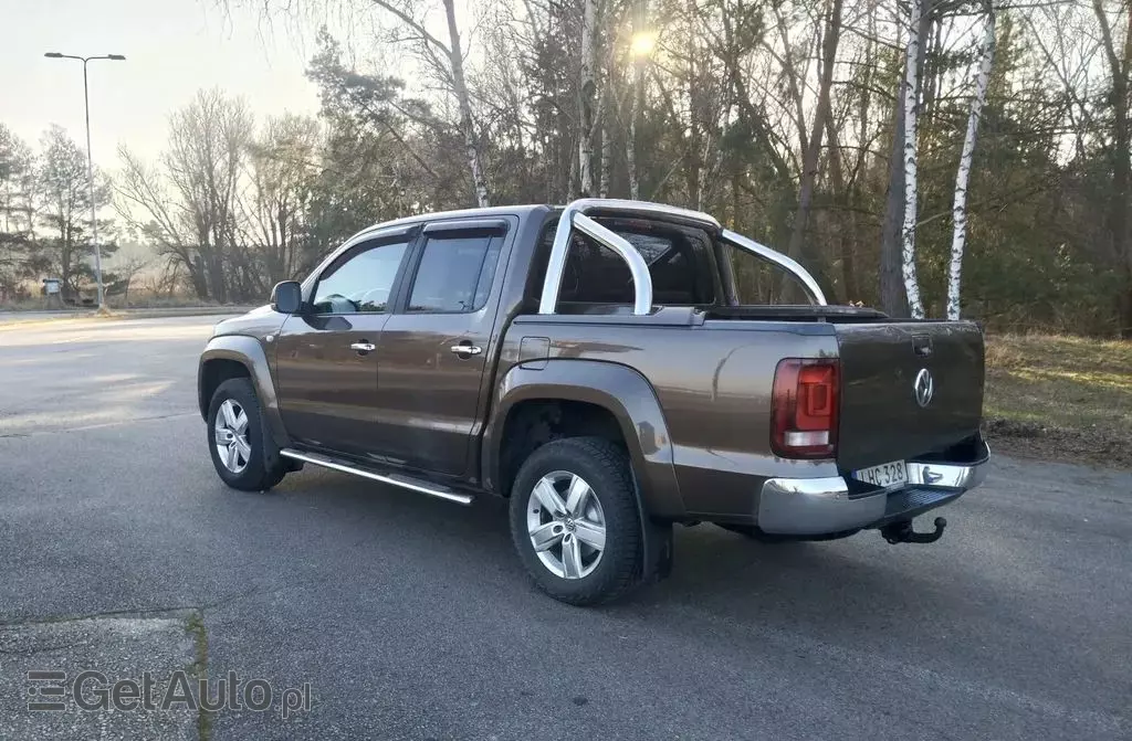 VOLKSWAGEN Amarok 