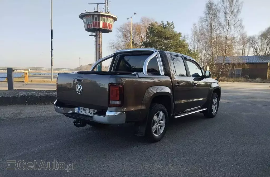 VOLKSWAGEN Amarok 