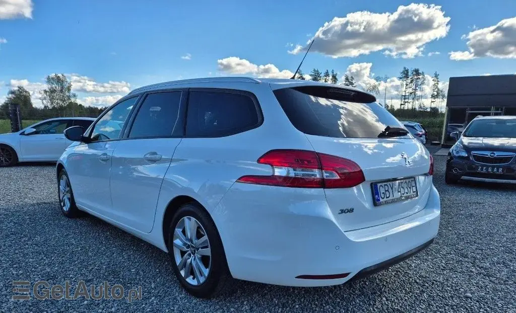 PEUGEOT 308 
