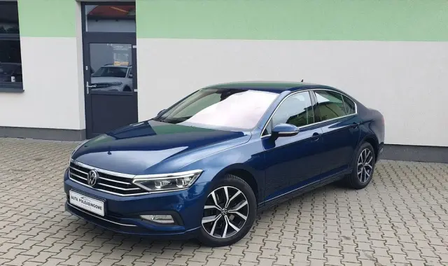 VOLKSWAGEN Passat 2.0 TSI Business DSG
