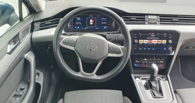 VOLKSWAGEN Passat 2.0 TSI Business DSG