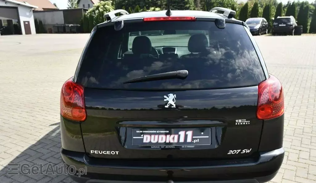 PEUGEOT 207 
