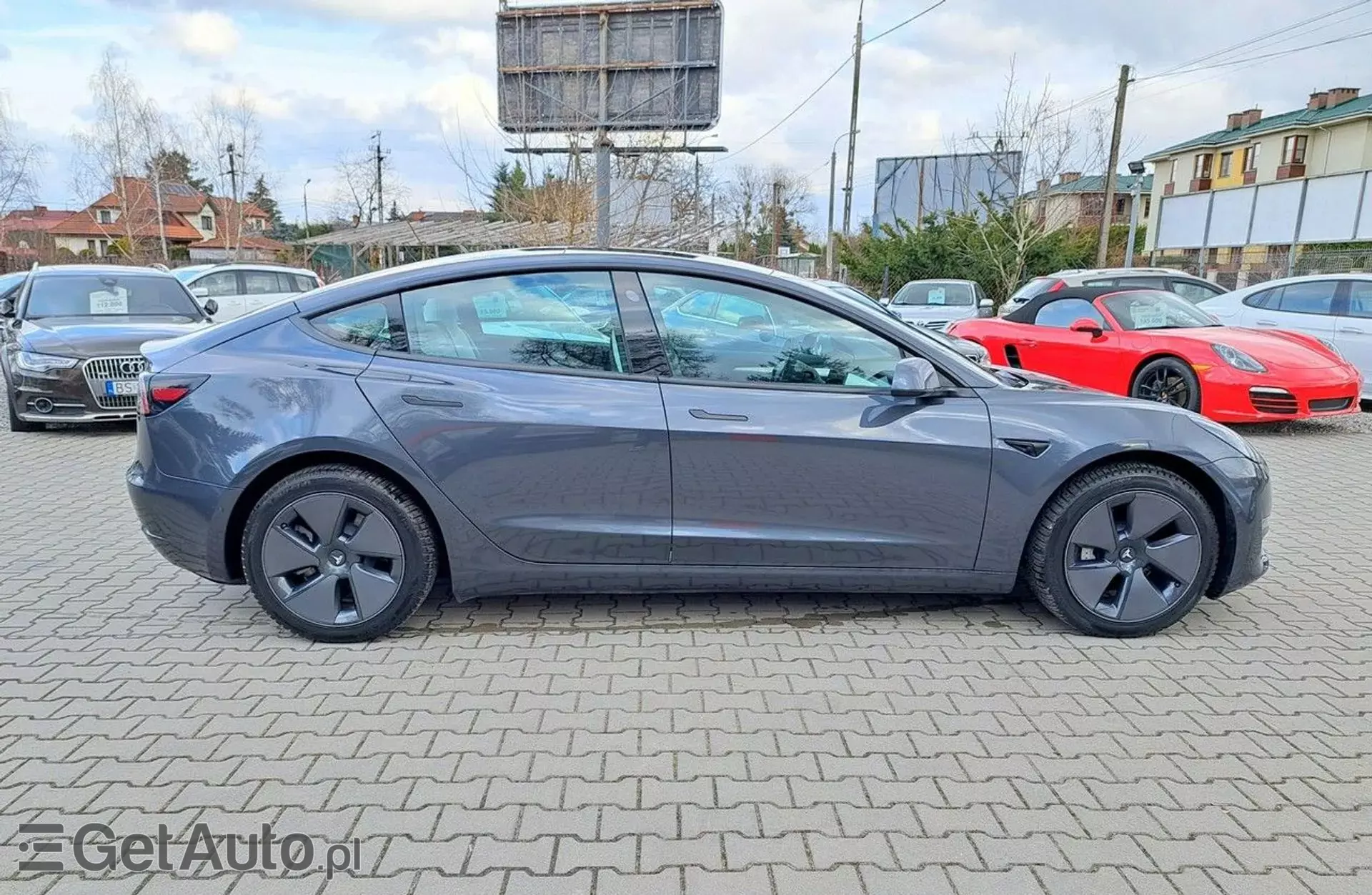 TESLA Model 3 