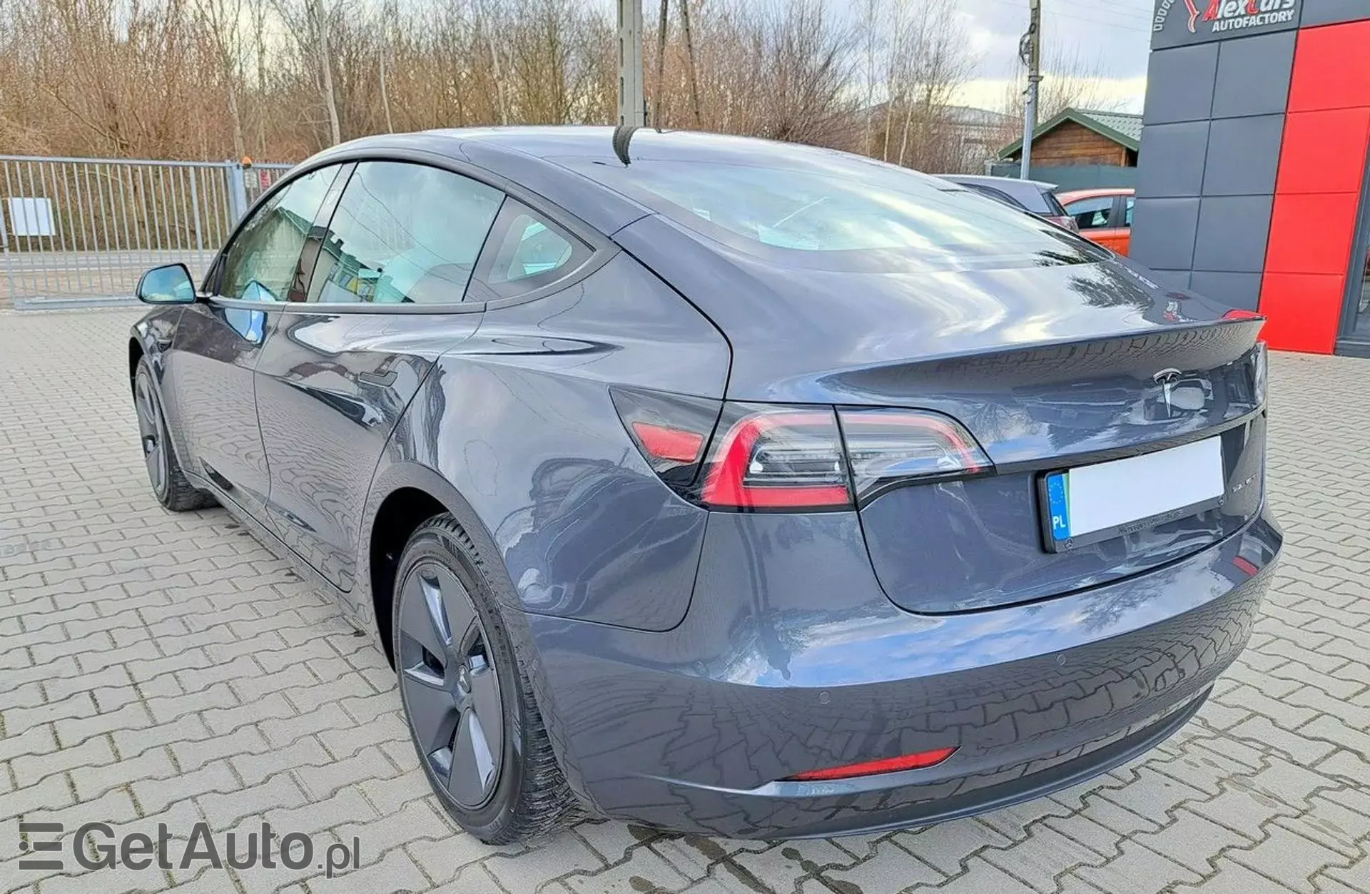 TESLA Model 3 
