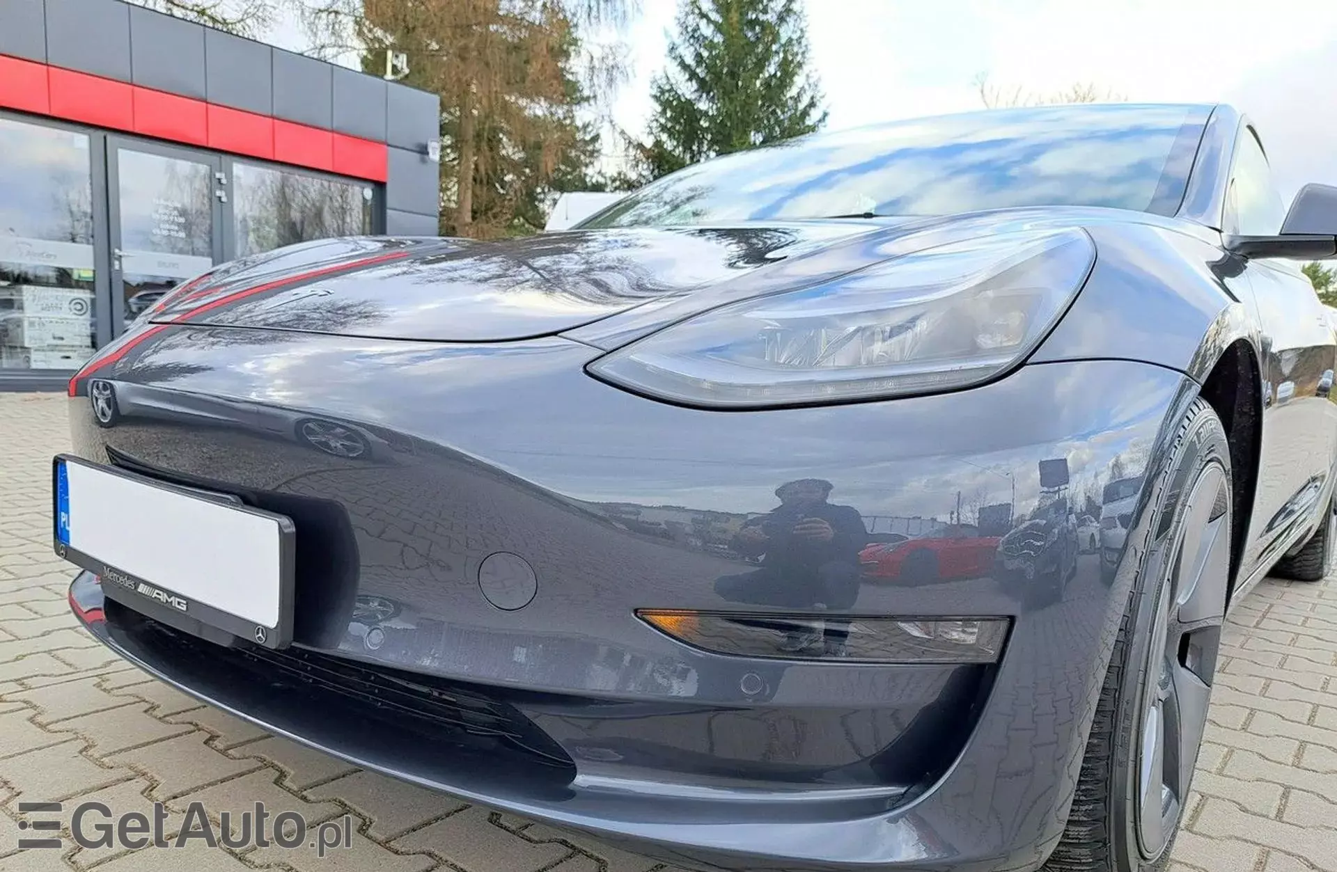 TESLA Model 3 