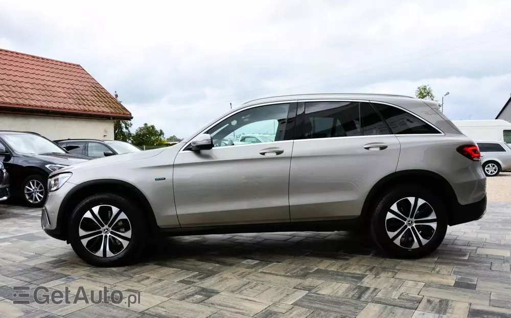 MERCEDES-BENZ GLC 300 de 4Matic 9G-TRONIC Exclusive
