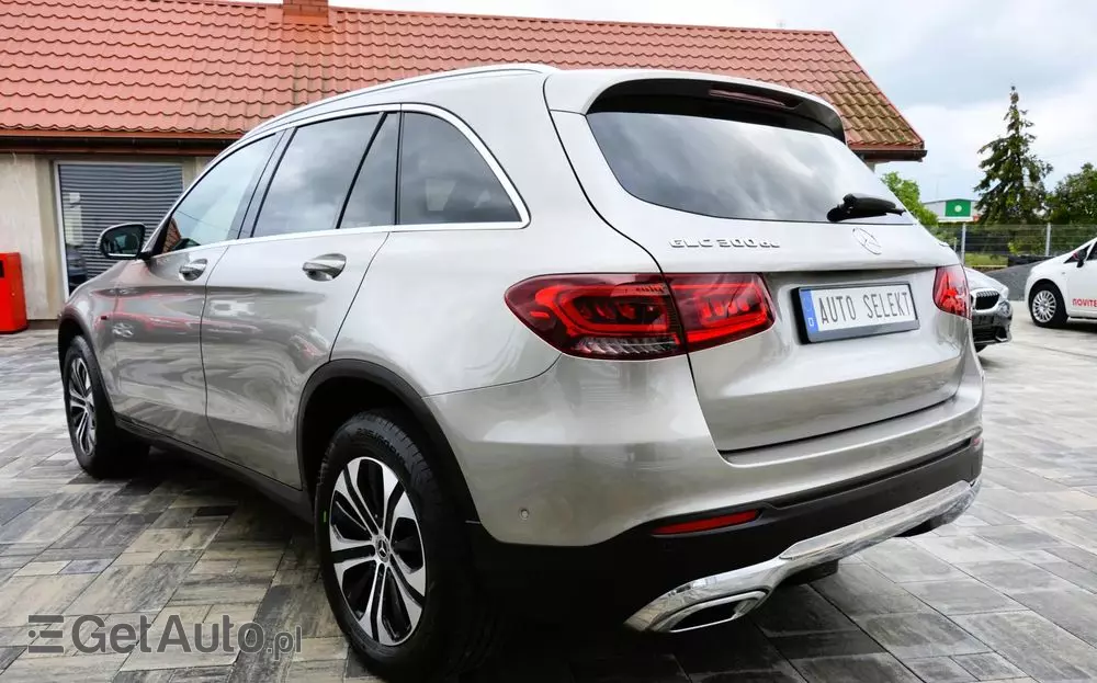 MERCEDES-BENZ GLC 300 de 4Matic 9G-TRONIC Exclusive