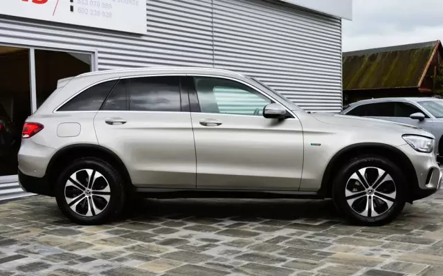 MERCEDES-BENZ GLC 300 de 4Matic 9G-TRONIC Exclusive