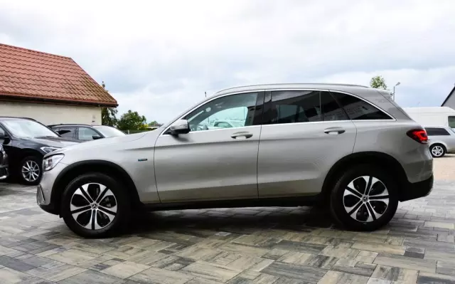 MERCEDES-BENZ GLC 300 de 4Matic 9G-TRONIC Exclusive