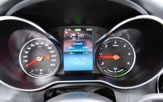 MERCEDES-BENZ GLC 300 de 4Matic 9G-TRONIC Exclusive