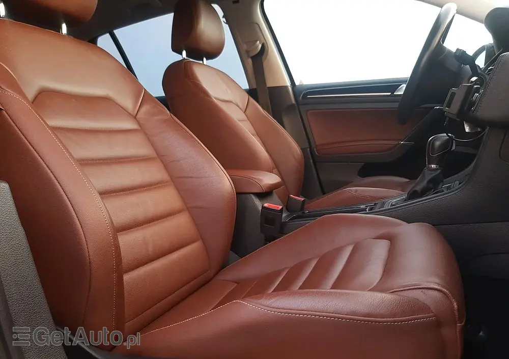 VOLKSWAGEN Golf 2.0 BlueTDI DSG Highline