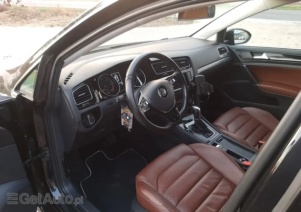 VOLKSWAGEN Golf 2.0 BlueTDI DSG Highline