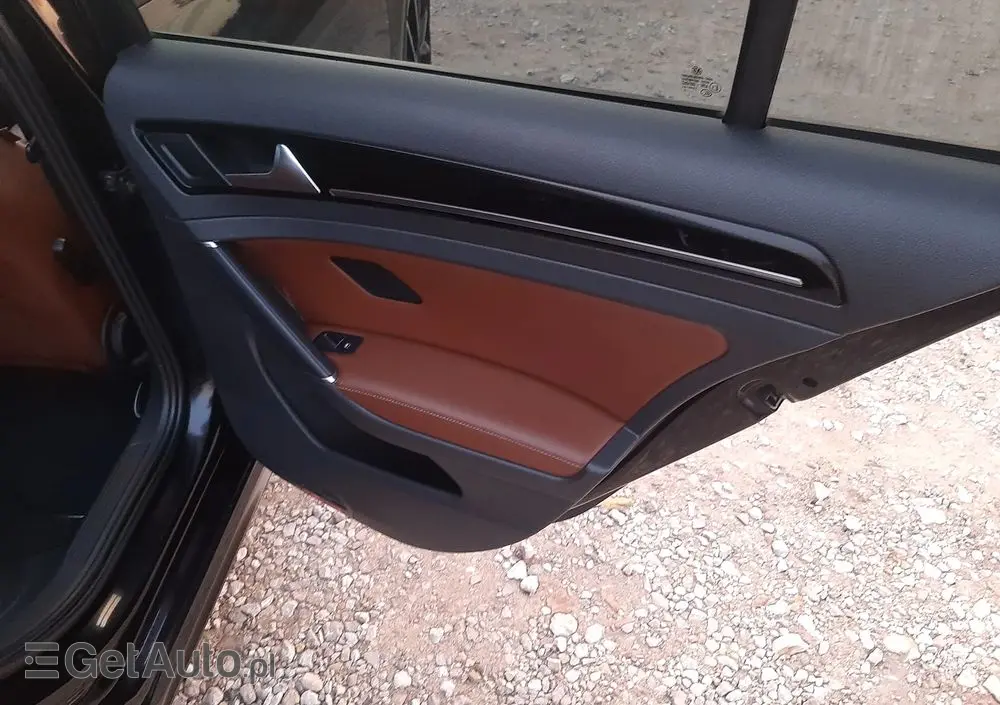 VOLKSWAGEN Golf 2.0 BlueTDI DSG Highline