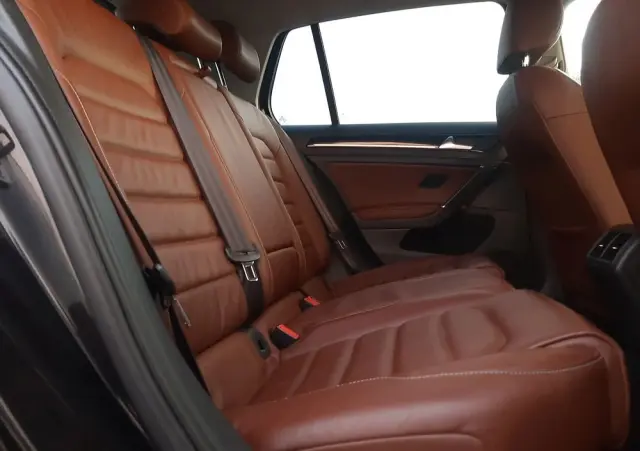 VOLKSWAGEN Golf 2.0 BlueTDI DSG Highline