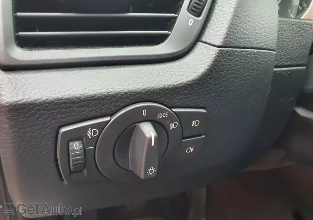 BMW X1 SDrive18i xLine