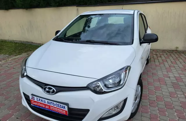 HYUNDAI I20 