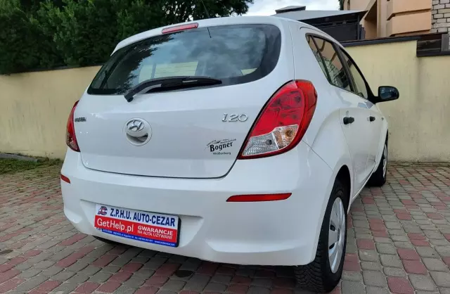 HYUNDAI I20 