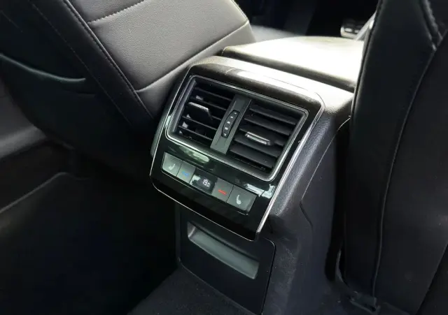 SKODA Superb 2.0 TDI SCR 4x4 L&K DSG