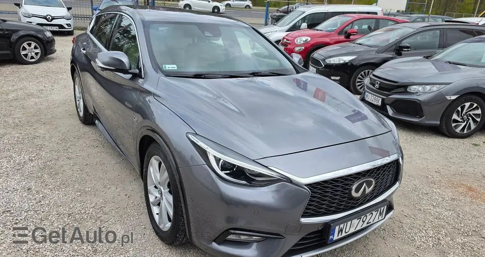INFINITI QX30 2.0t Luxe Tech AWD 7DCT