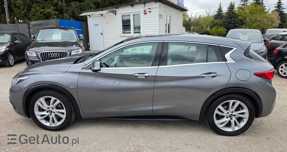 INFINITI QX30 2.0t Luxe Tech AWD 7DCT