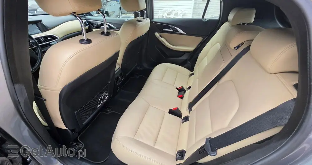 INFINITI QX30 2.0t Luxe Tech AWD 7DCT