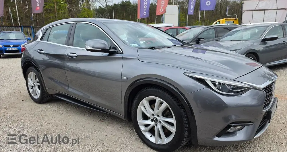 INFINITI QX30 2.0t Luxe Tech AWD 7DCT