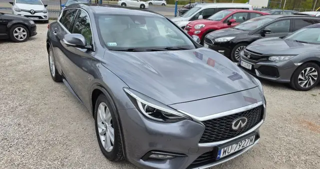 INFINITI QX30 2.0t Luxe Tech AWD 7DCT