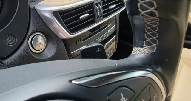 INFINITI QX30 2.0t Luxe Tech AWD 7DCT