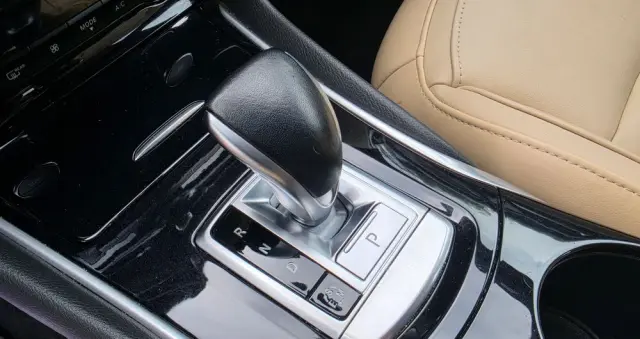 INFINITI QX30 2.0t Luxe Tech AWD 7DCT