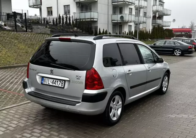 PEUGEOT 307 1.6 HDI Premium