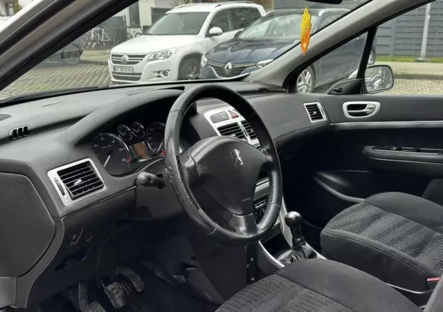 PEUGEOT 307 1.6 HDI Premium