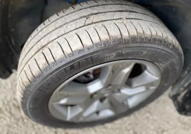 DACIA Sandero 0.9 TCe Laureate S&S