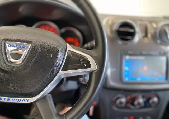 DACIA Sandero 0.9 TCe Laureate S&S