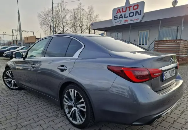 INFINITI Q50 