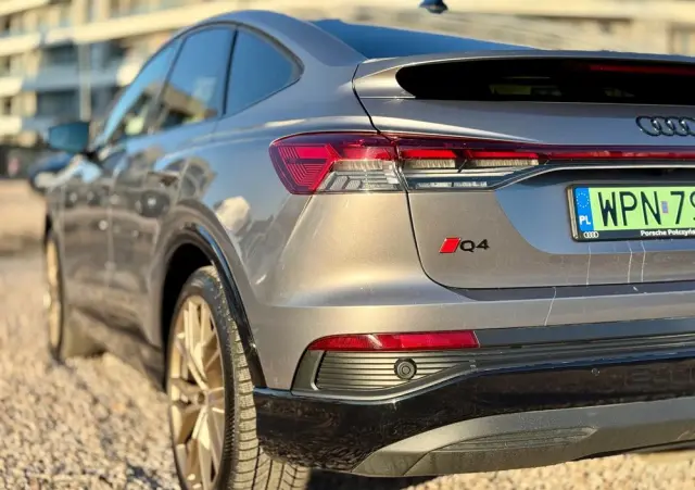 AUDI Q4 Sportback e-tron 50 77kWh Quattro