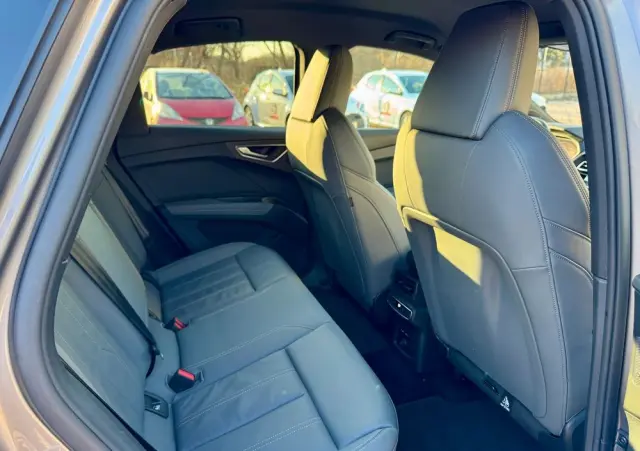 AUDI Q4 Sportback e-tron 50 77kWh Quattro