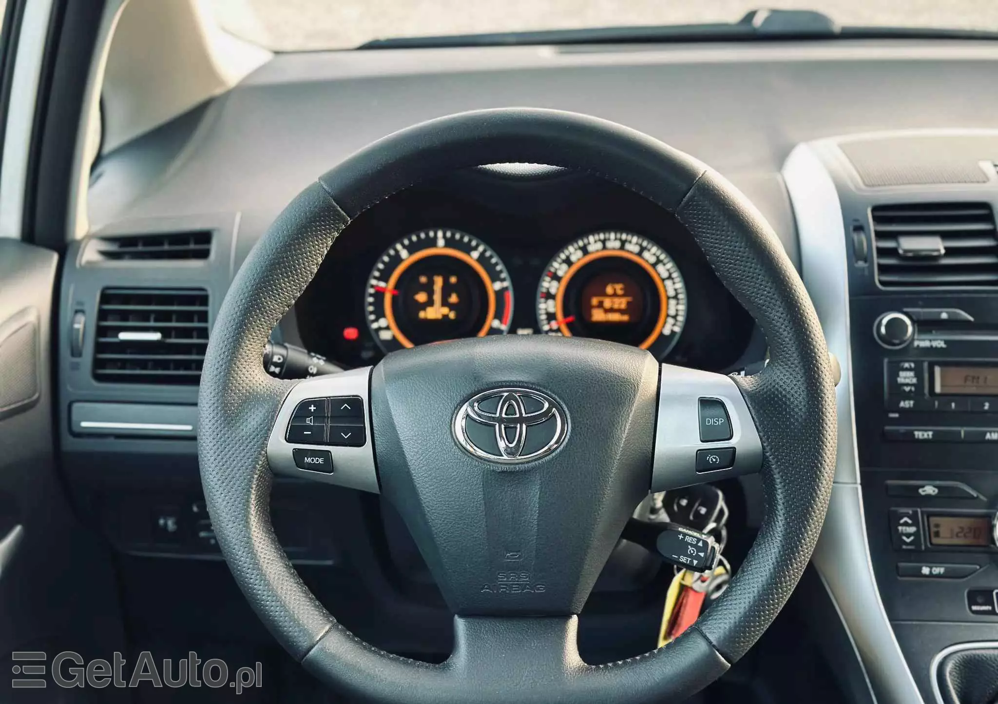 TOYOTA Auris 2.0 D-4D Premium